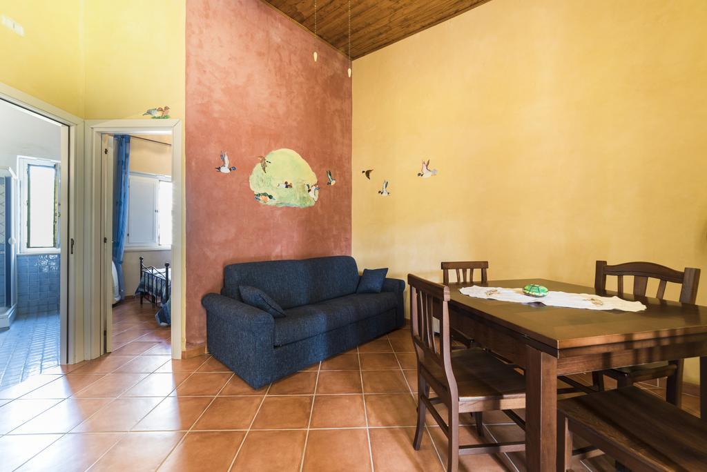 Country House Araba Phoenix Кастелабате Екстериор снимка