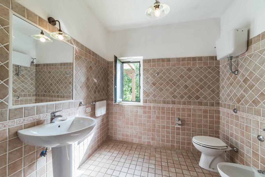 Country House Araba Phoenix Кастелабате Екстериор снимка