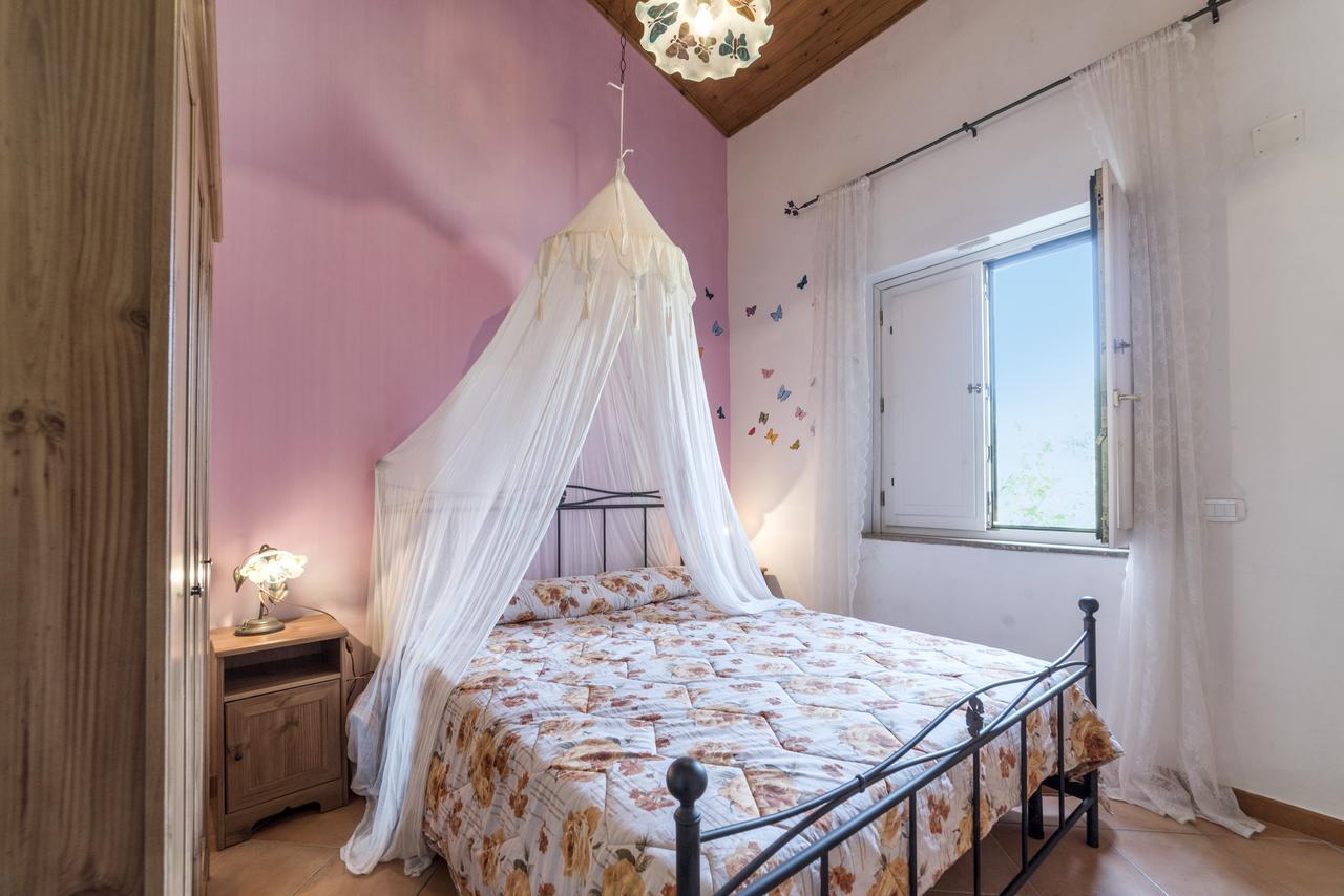 Country House Araba Phoenix Кастелабате Екстериор снимка
